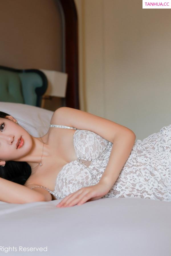 唐安琪  [XiuRen]高清写真图 2023.02.27 No.6331 唐安琪 清纯美腿第18张图片